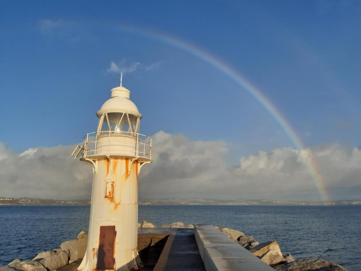 Port Side Brixham - Ideal Seaside Getaway - Parking - Wood-Burner - Dog Friendly Exterior foto