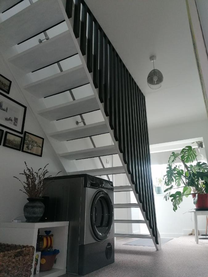 Port Side Brixham - Ideal Seaside Getaway - Parking - Wood-Burner - Dog Friendly Exterior foto
