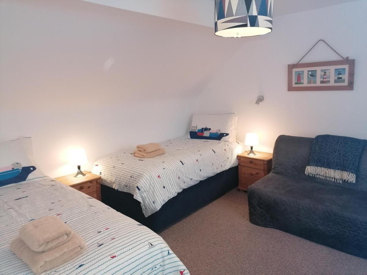 Port Side Brixham - Ideal Seaside Getaway - Parking - Wood-Burner - Dog Friendly Exterior foto